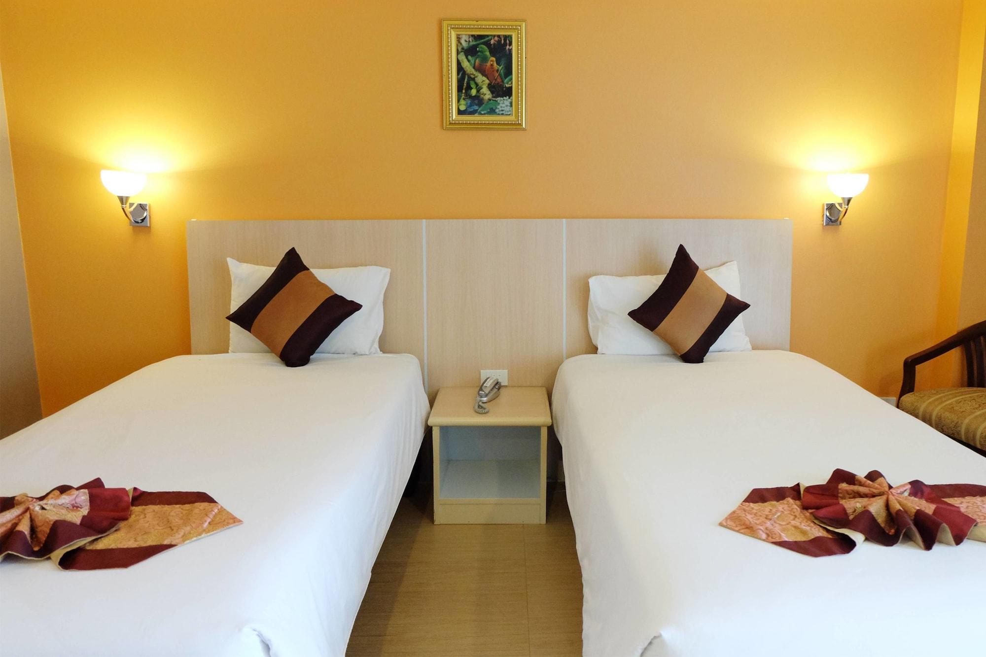 Grand Hill Resort And Spa Nakhon Sawan Exterior photo