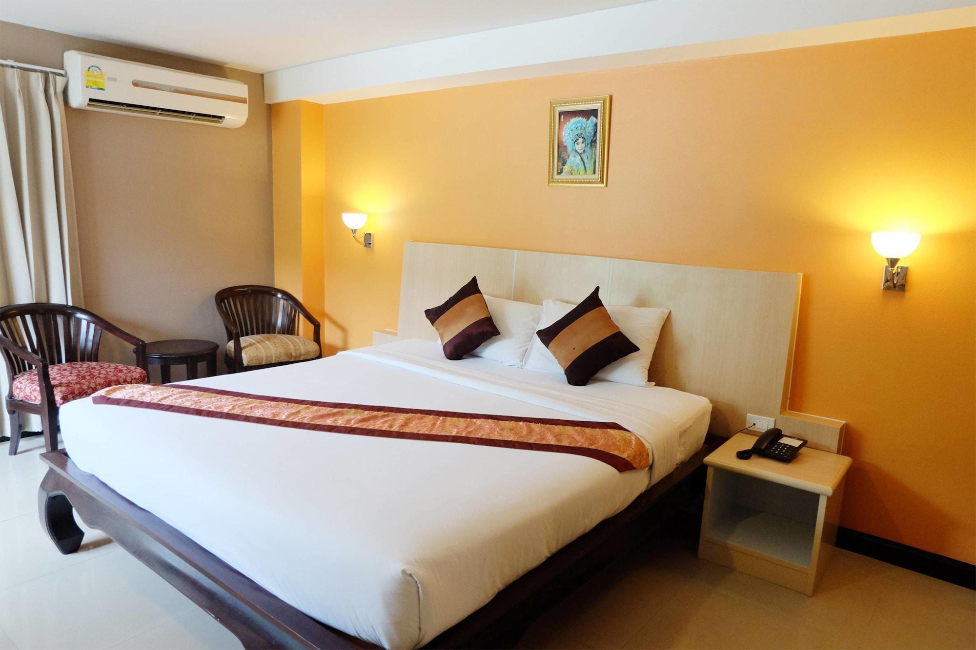 Grand Hill Resort And Spa Nakhon Sawan Exterior photo