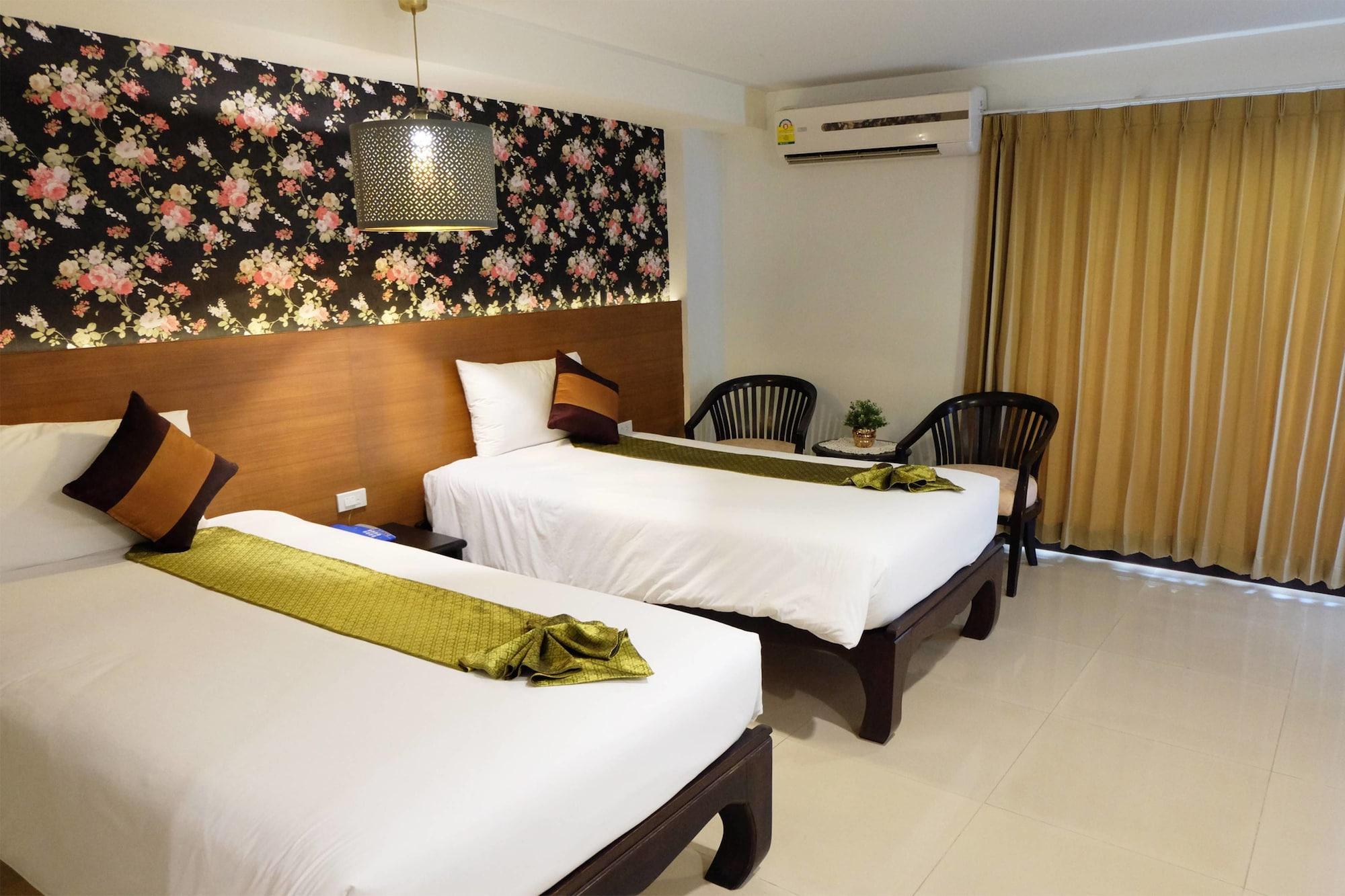 Grand Hill Resort And Spa Nakhon Sawan Exterior photo