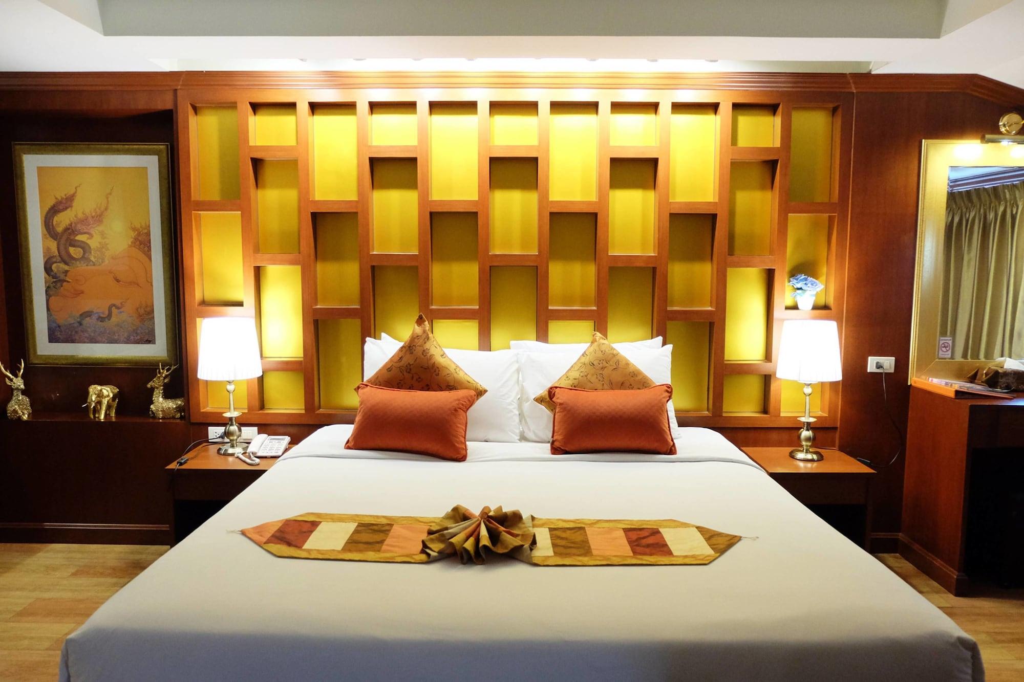 Grand Hill Resort And Spa Nakhon Sawan Exterior photo
