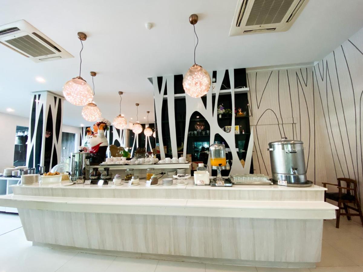 Grand Hill Resort And Spa Nakhon Sawan Exterior photo