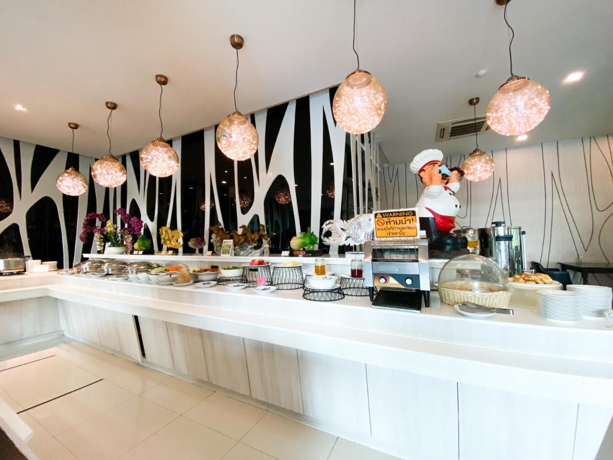 Grand Hill Resort And Spa Nakhon Sawan Exterior photo