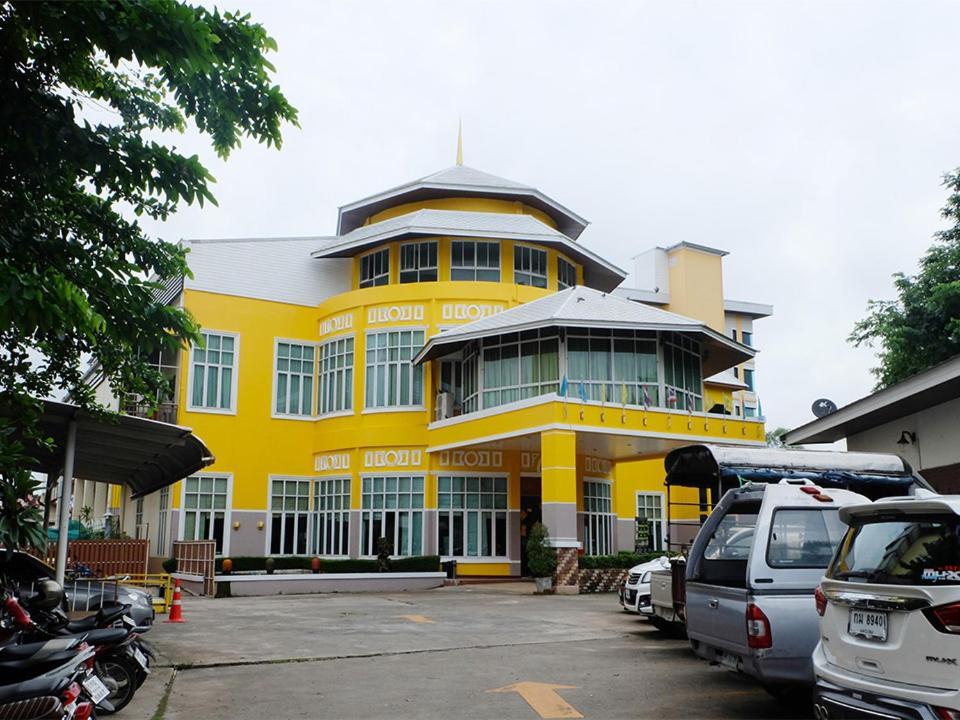 Grand Hill Resort And Spa Nakhon Sawan Exterior photo