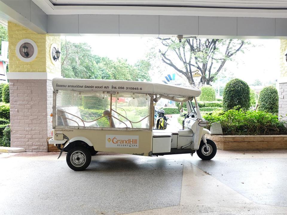 Grand Hill Resort And Spa Nakhon Sawan Exterior photo