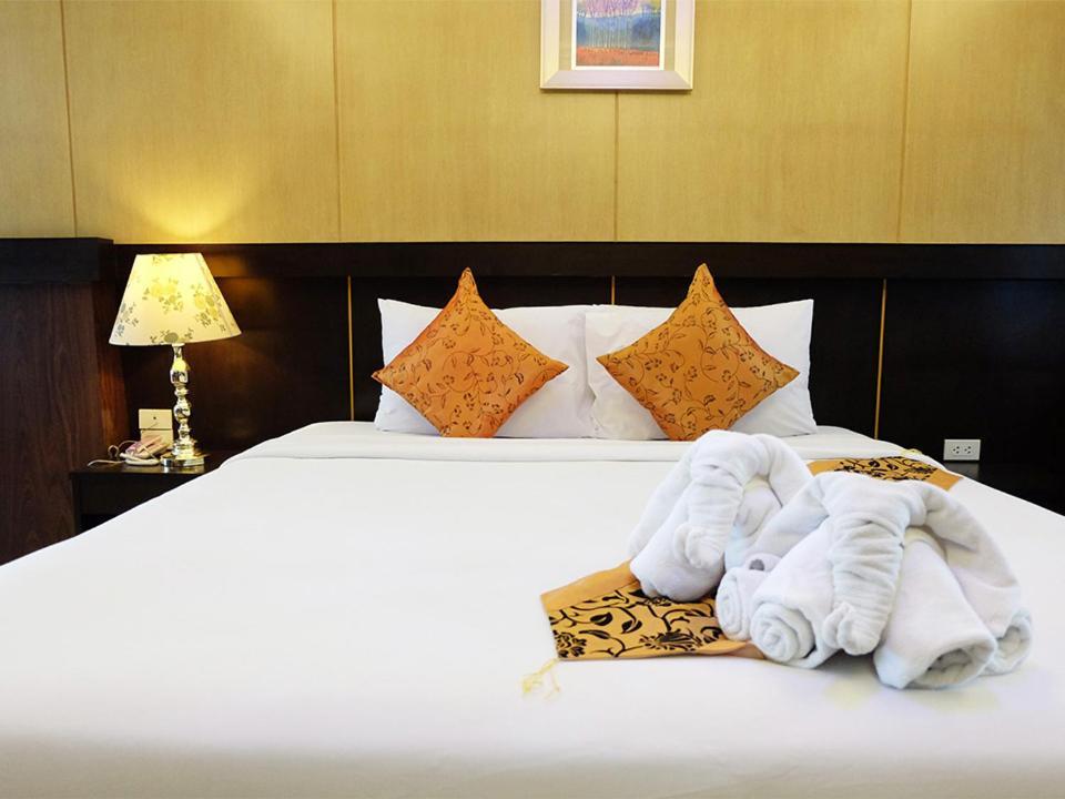 Grand Hill Resort And Spa Nakhon Sawan Exterior photo