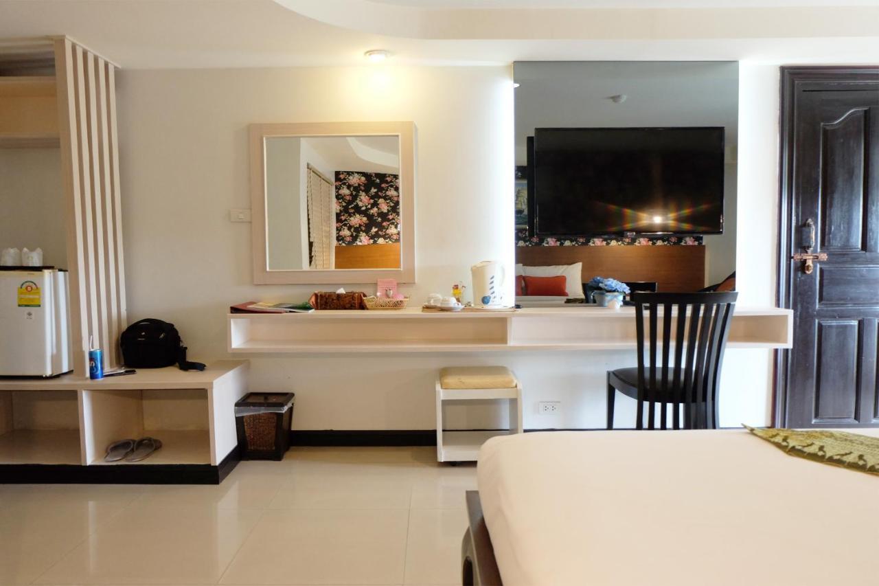 Grand Hill Resort And Spa Nakhon Sawan Exterior photo