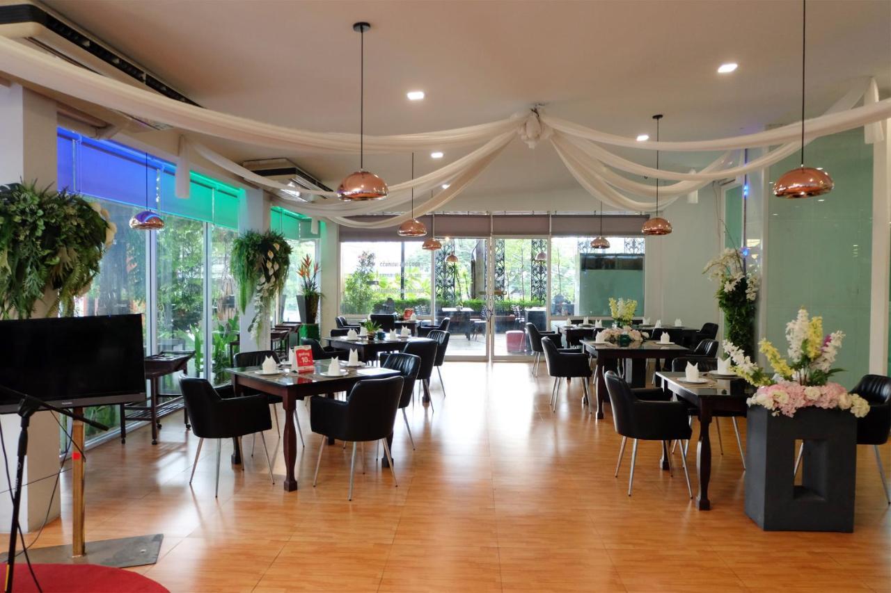 Grand Hill Resort And Spa Nakhon Sawan Exterior photo