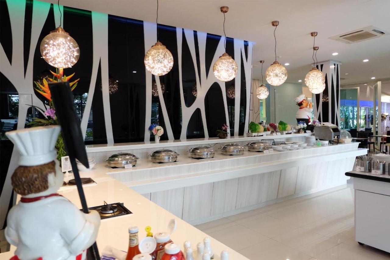 Grand Hill Resort And Spa Nakhon Sawan Exterior photo